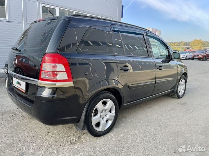 Opel Zafira 1.8 МТ, 2012, 112 000 км