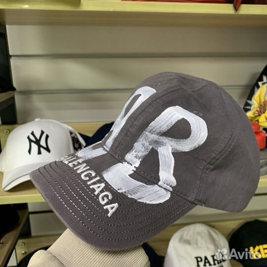 Бейсболка Balenciaga