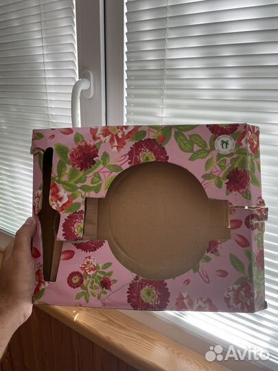 Блюдо с лопаткой