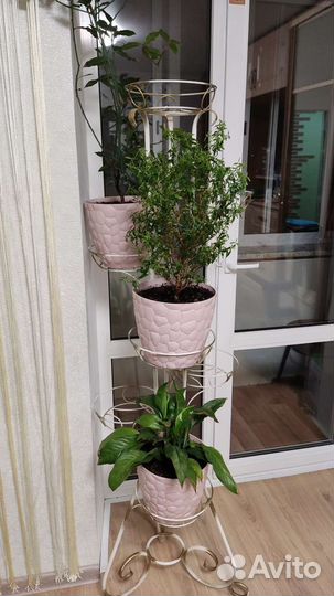 Подставка для цветов