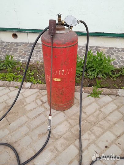 Пропановые баллоны с газом