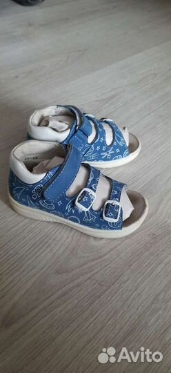 Сандалии котофей 25