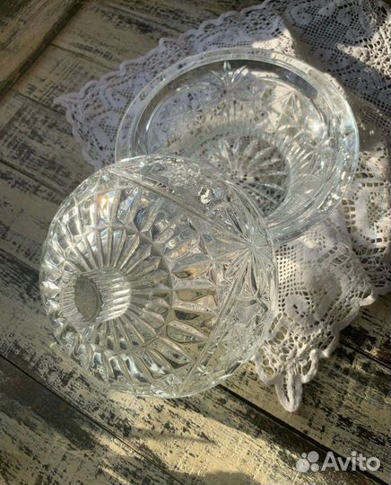 Хрустальные предметы для сервировки