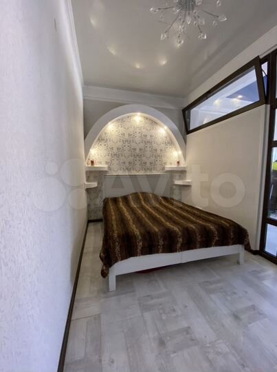 3-к. квартира, 60 м², 1/7 эт.