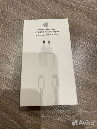 Зарядное устройство для телефона iPhone