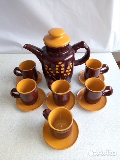 Набор глиняной посуды