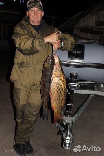 Продаётся лодка с мотором