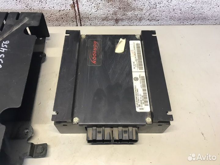 Усилитель звука Volkswagen Passat B5+