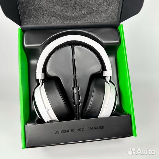 Razer Kraken Pro V2 (Белые)