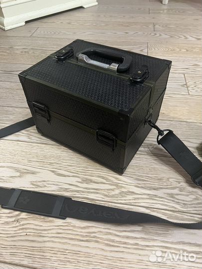 Чемодан для косметики