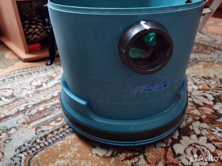 Пылесос makita