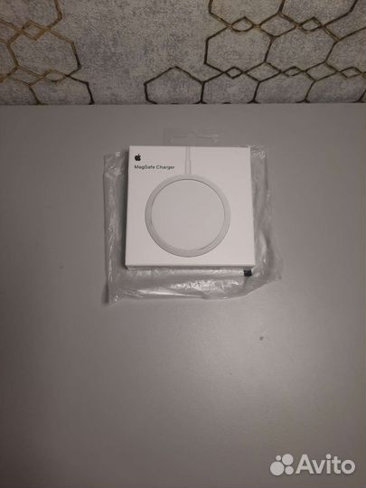 Зарядное устройство для айфона MagSafe