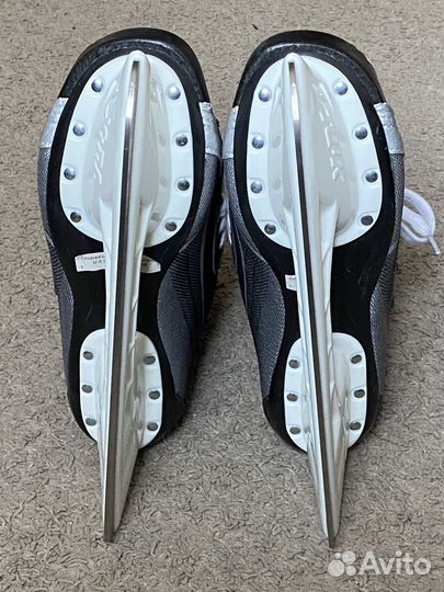 Коньки хоккейные Bauer Vapor x30