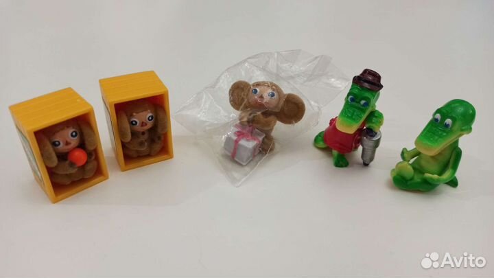 Игрушки фигурки киндер сюрприз