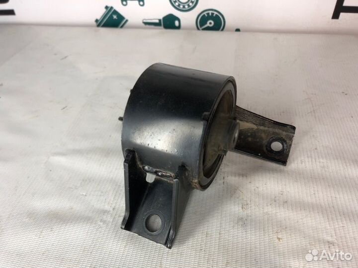 Опора двигателя правая Suzuki Sx4 седан M16A 2008