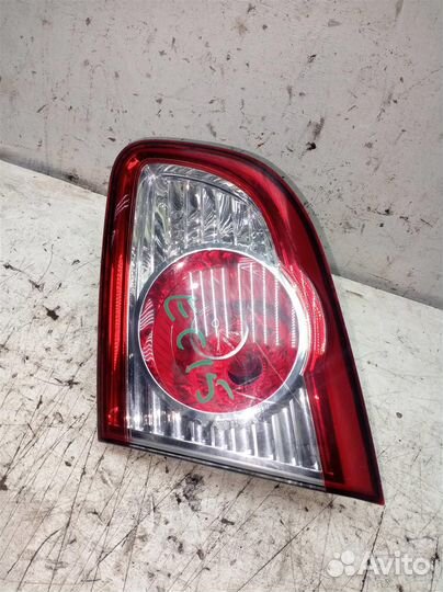 Фонарь в крышку багажника правый Hyundai Santa Fe