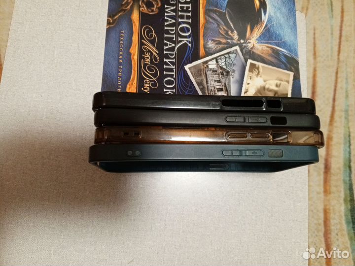 Чехлы на телефоны