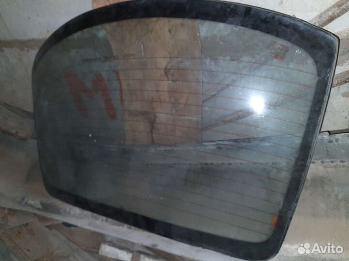 Стекло заднее nubira 1