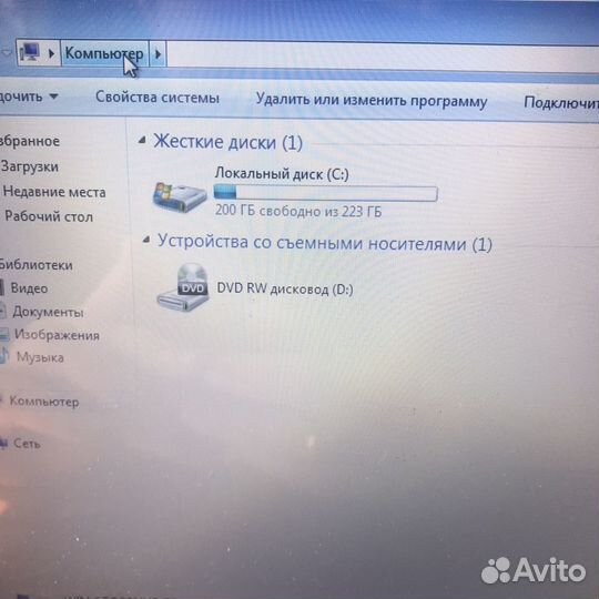 Ноутбук DNS intel pentium B960 озу 6Гб HDD 250Гб