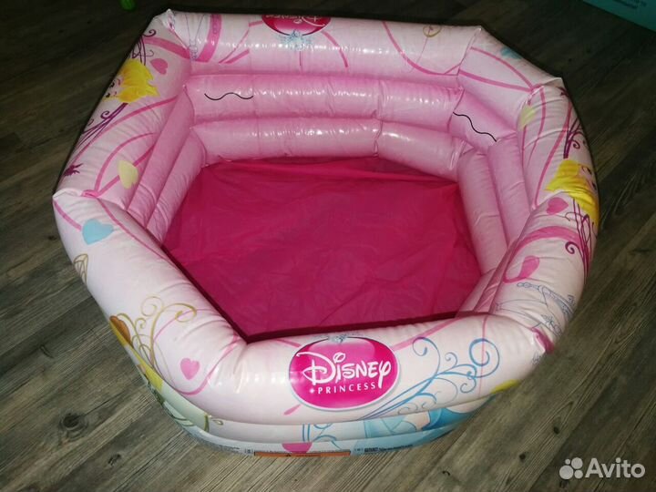 Надувной бассейн Дисней принцесса