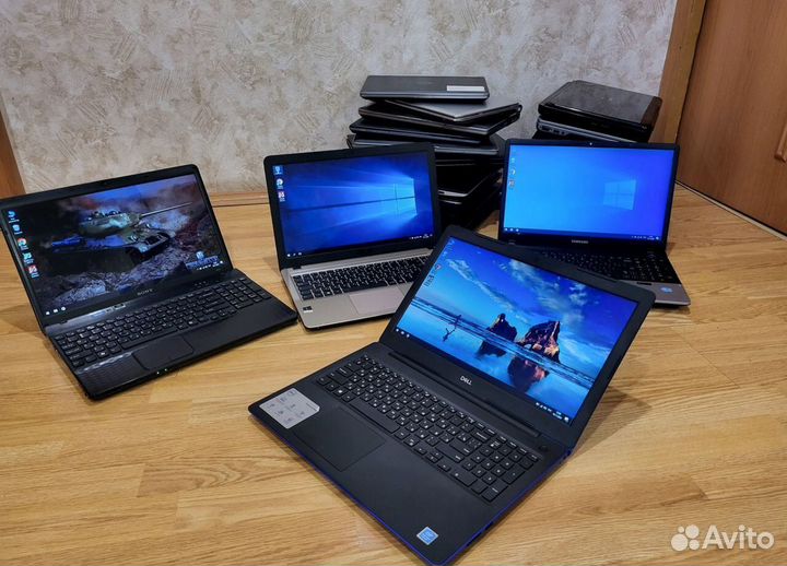 Много ноутбуков с закрытых офисов