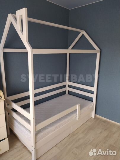 Детская кровать-домик