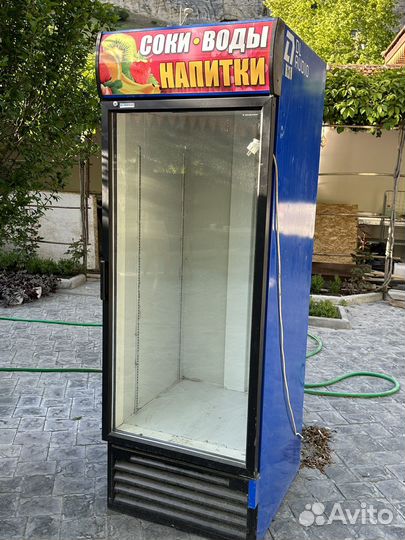 Холодильный шкаф