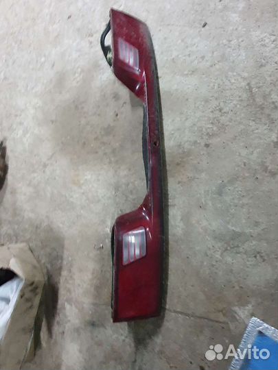 Задний фонарь на крышке соната 1996г
