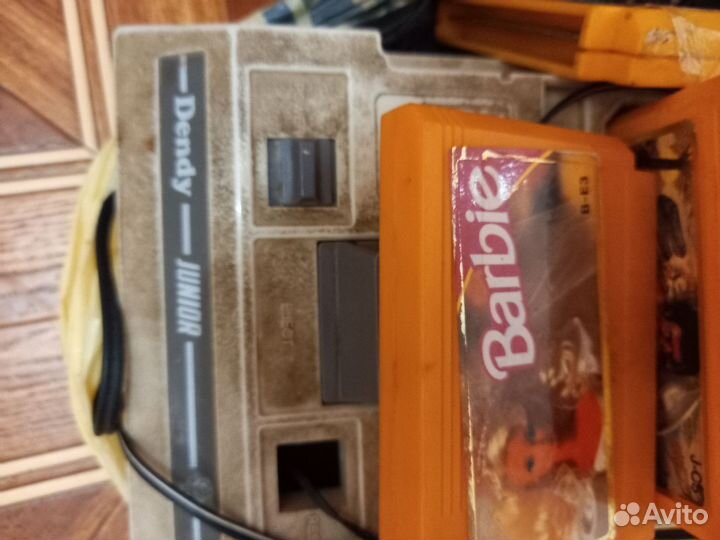 Игровые приставки Dendy из 90 х с картриджами