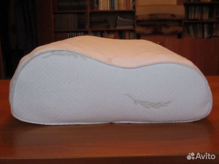 Шведская ортопедическая подушка ttoman C0-04-212A