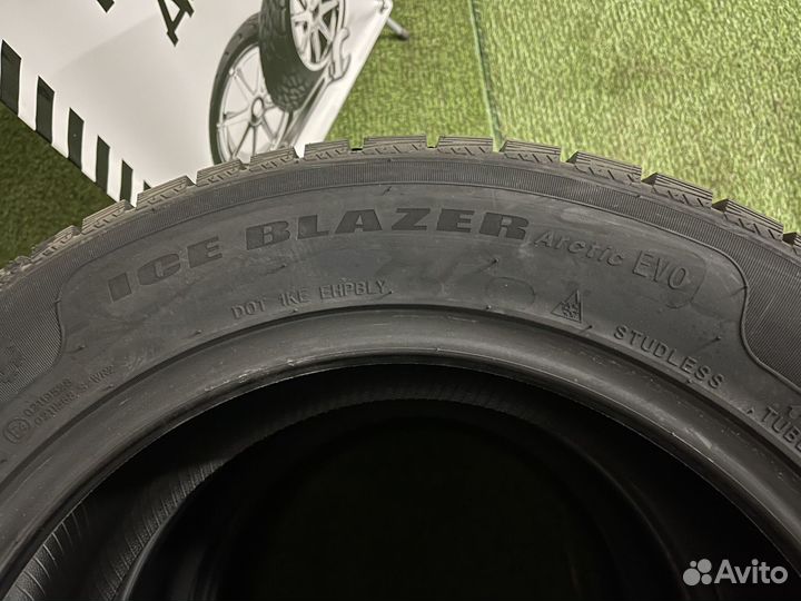 Sailun Ice Blazer Arctic EVO 275/40 R19 105V