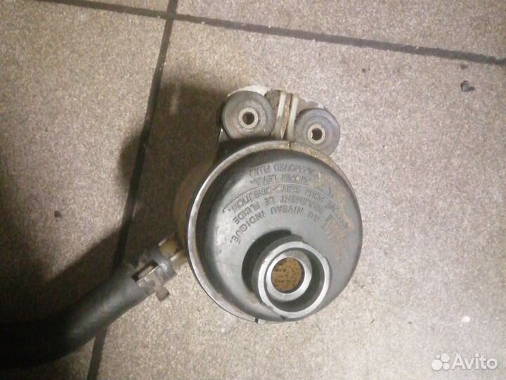 Бачок гидроусилителя руля Kia Cerato 1 2004