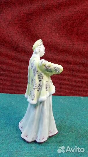 Статуэтка фарфоровая Лебёдушка, Дулёво