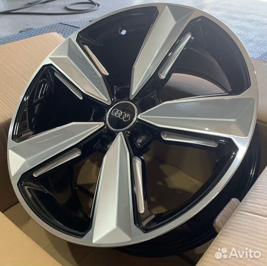 Диски на Ауди А4 А5 A6 A7 Audi Q5 R19 5/112
