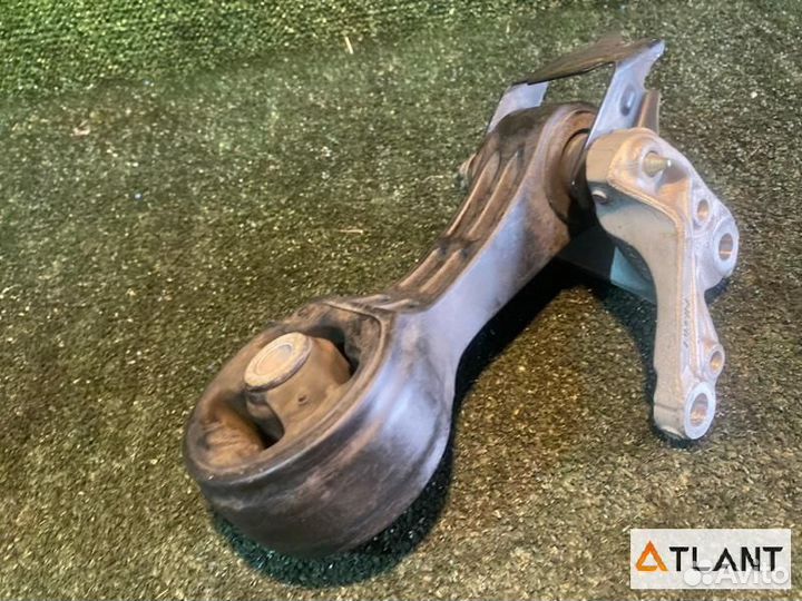 Подушка двигателя задний honda FIT