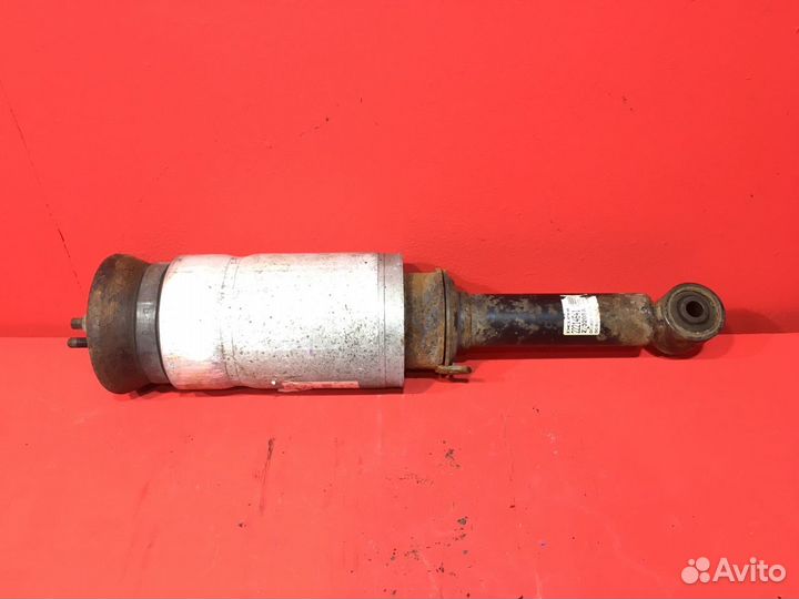 Стойка подвески передняя Land Rover Discovery 3