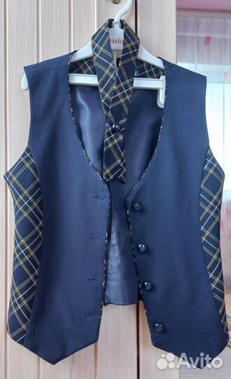 Жилетка и юбка школьные