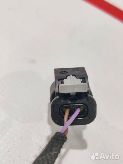 Разъем (фишка) проводки Tesla Model Y 2021