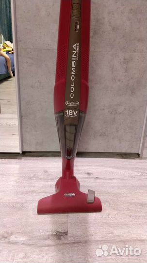 Пылесос De'Longhi XLR18LM.R, красный
