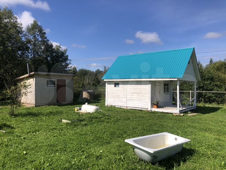 Дача 20 м² на участке 20 сот.