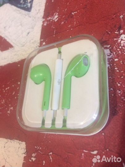 Наушники новые