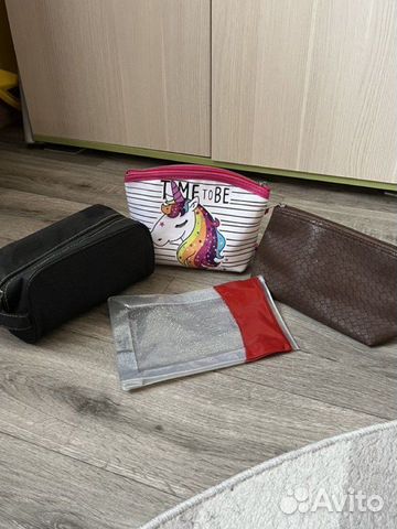 Косметички пакетом