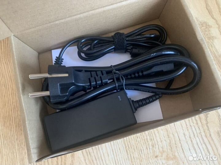 Блок питания для ноутбука HP 741727-001 45W