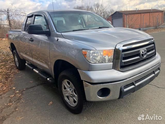 В разборе Toyota Tundra 2010год