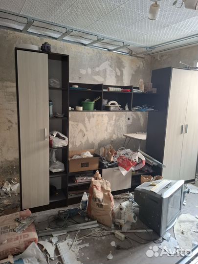 Шкаф для одежды бу телевизор