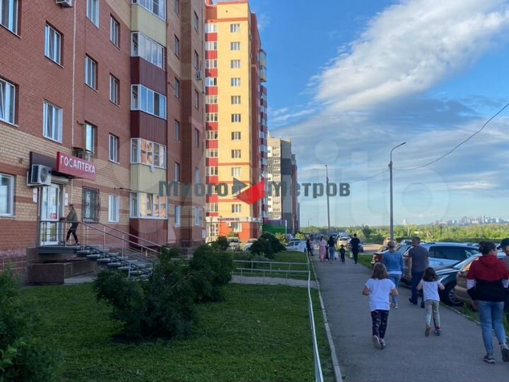 Помещение на красной линии в Серебряном ручье