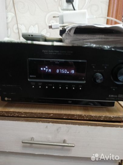 Ресивер с трёх полосными колонками