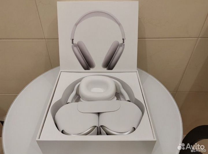 Беспроводные наушники AirPods max