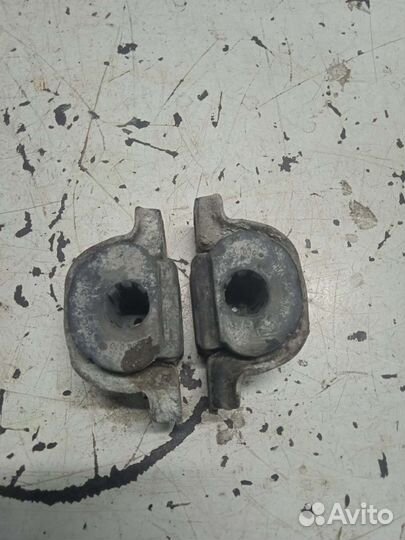 Сайлентблок переднего рычага Daewoo Nexia Деу