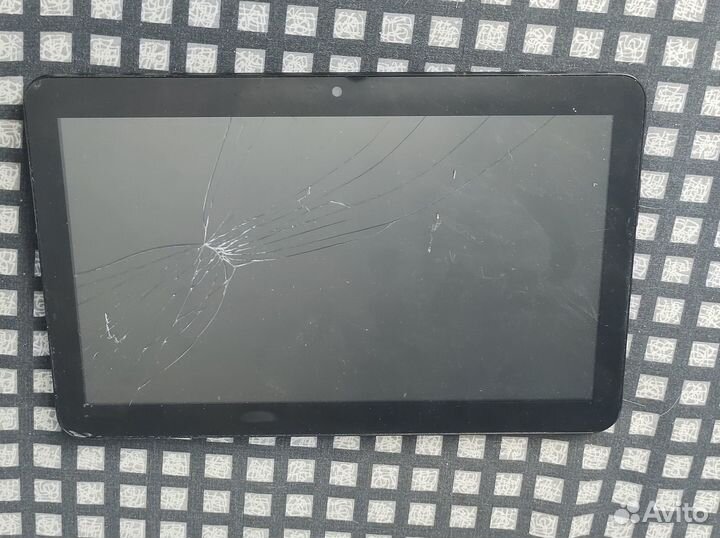 Планшет 10,1